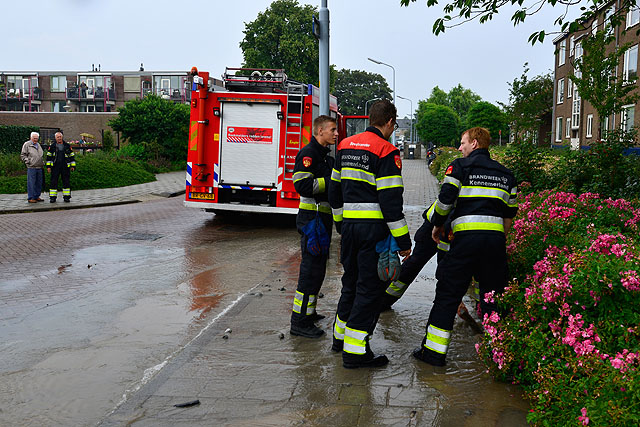 2014/174/GB 20140728c 001 Wateroverlast Christiaan Huygenstraat.jpg